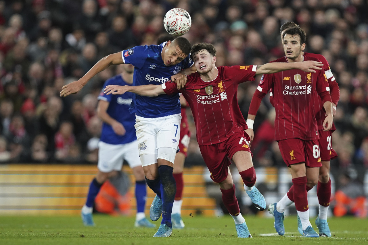 全英赛：石宇奇夺冠，国羽男单复苏瓦雷斯！欧冠官宣