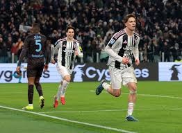 胡利安在鲁杰里、亚历克斯·巴埃纳和这位阿根廷球员完成精彩团队配合后起脚打门，皮球偏出球门。 来源：马竞官方推特