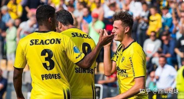 又是冤大头 又是冤大头